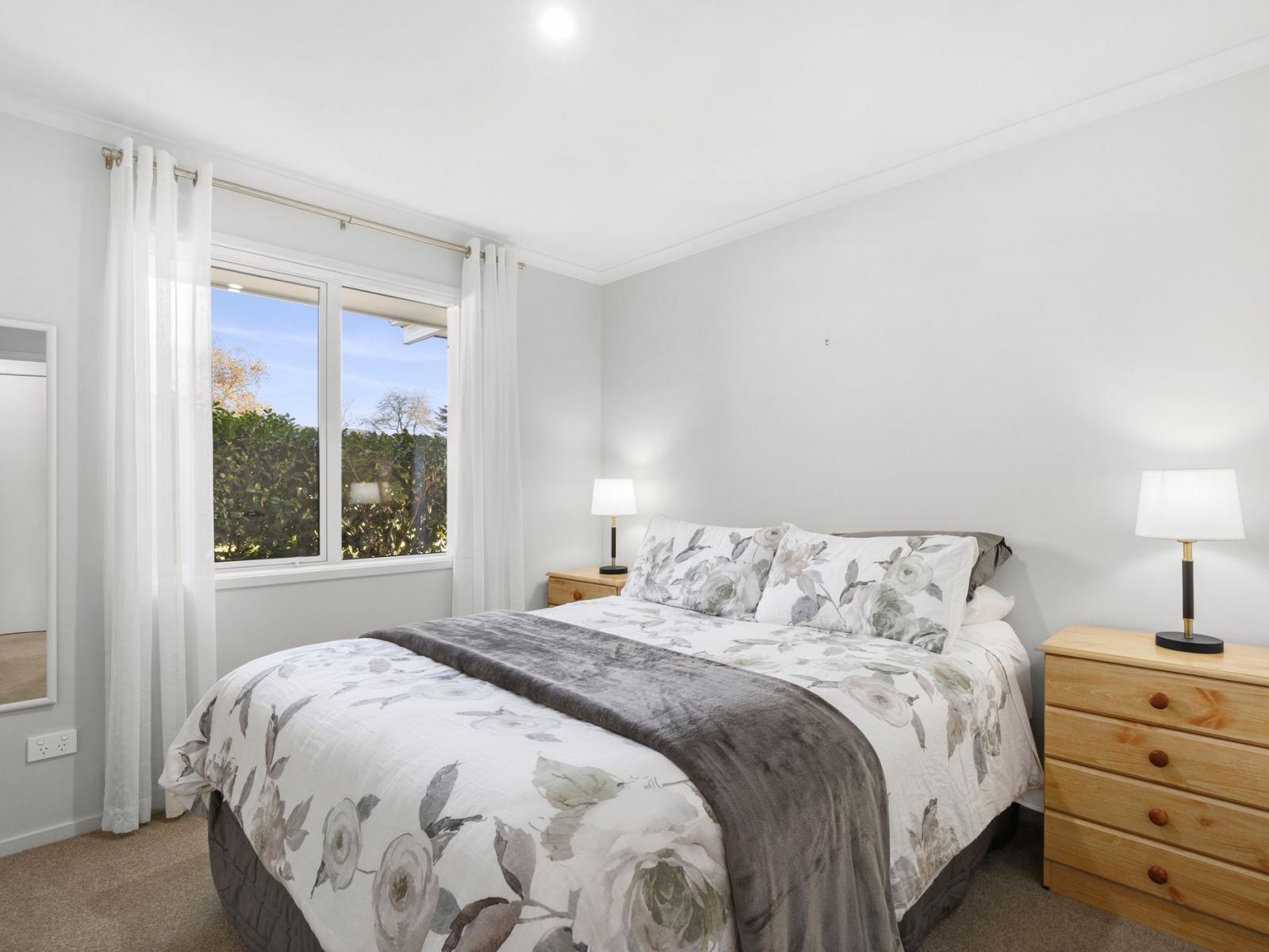 10B Moore Street, Leamington