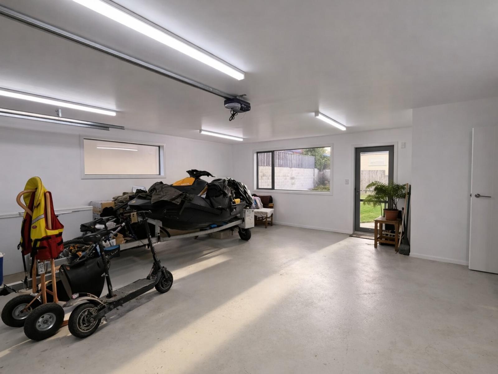 16C Clyde Street, Oamaru