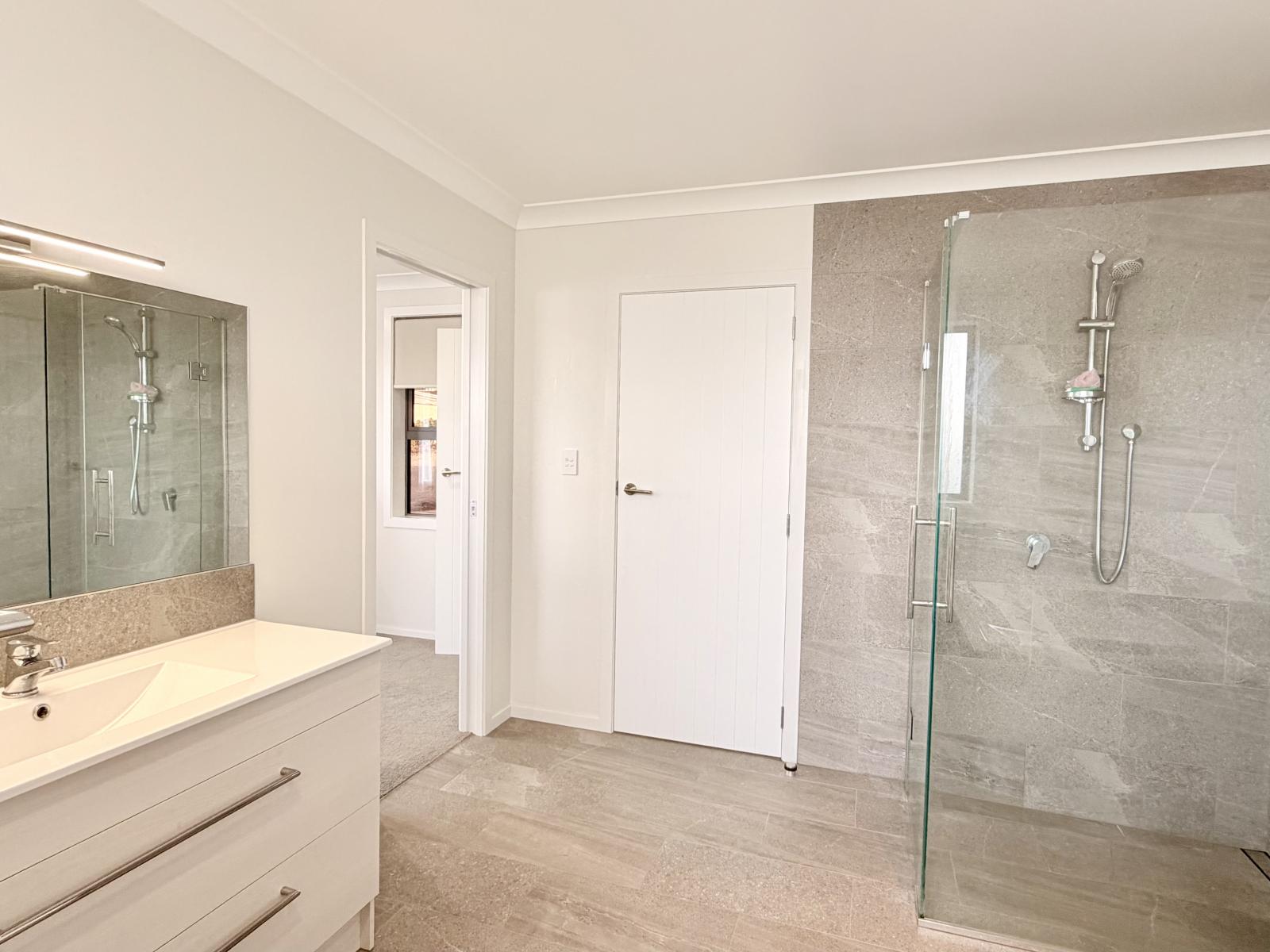 16C Clyde Street, Oamaru