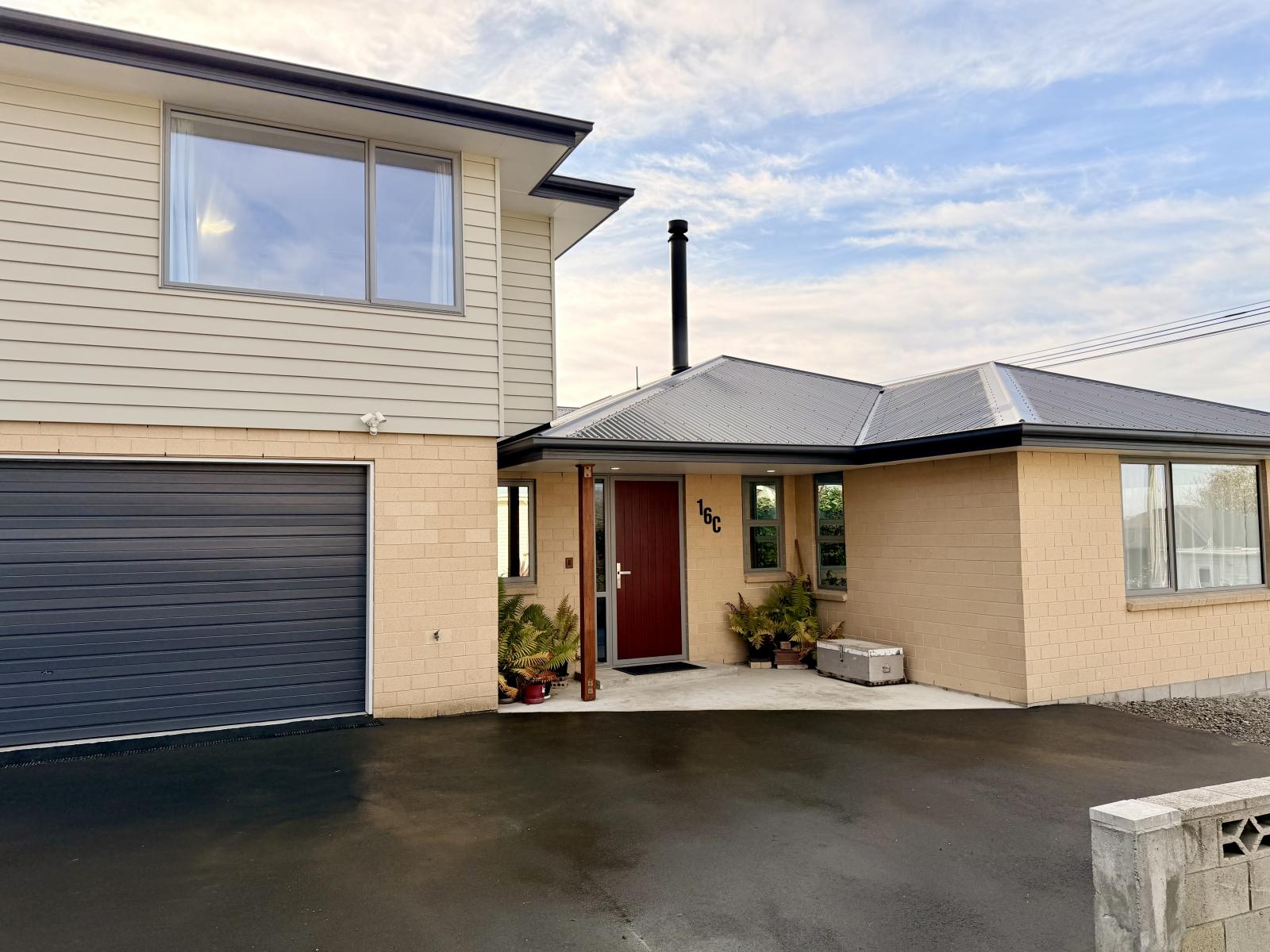 16C Clyde Street, Oamaru