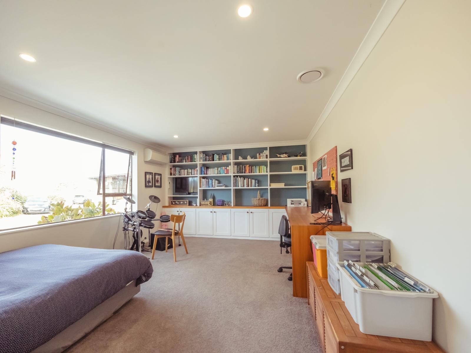 93 Cemetery Road, Sanson