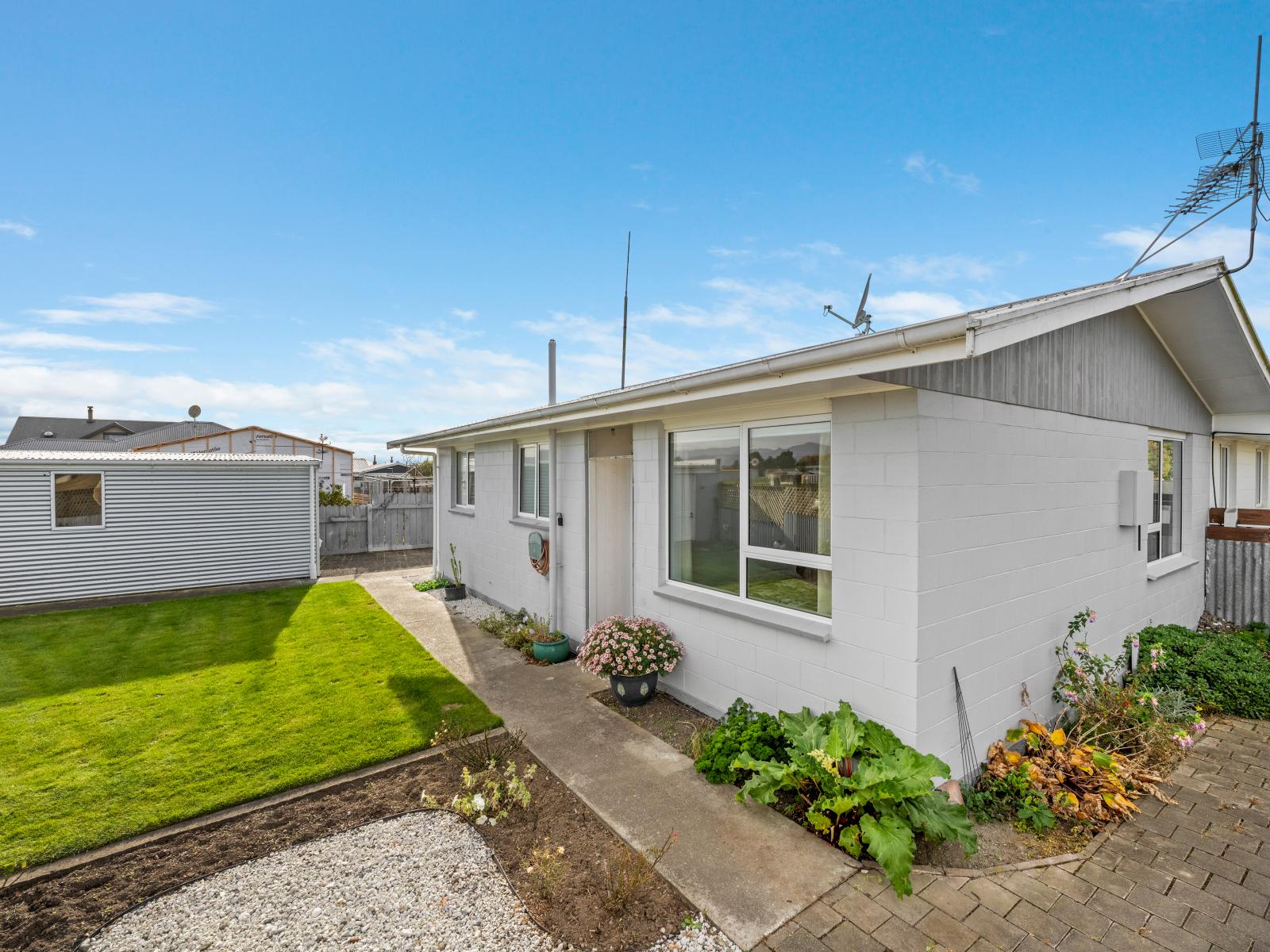 210D Maxwell Road, Redwoodtown