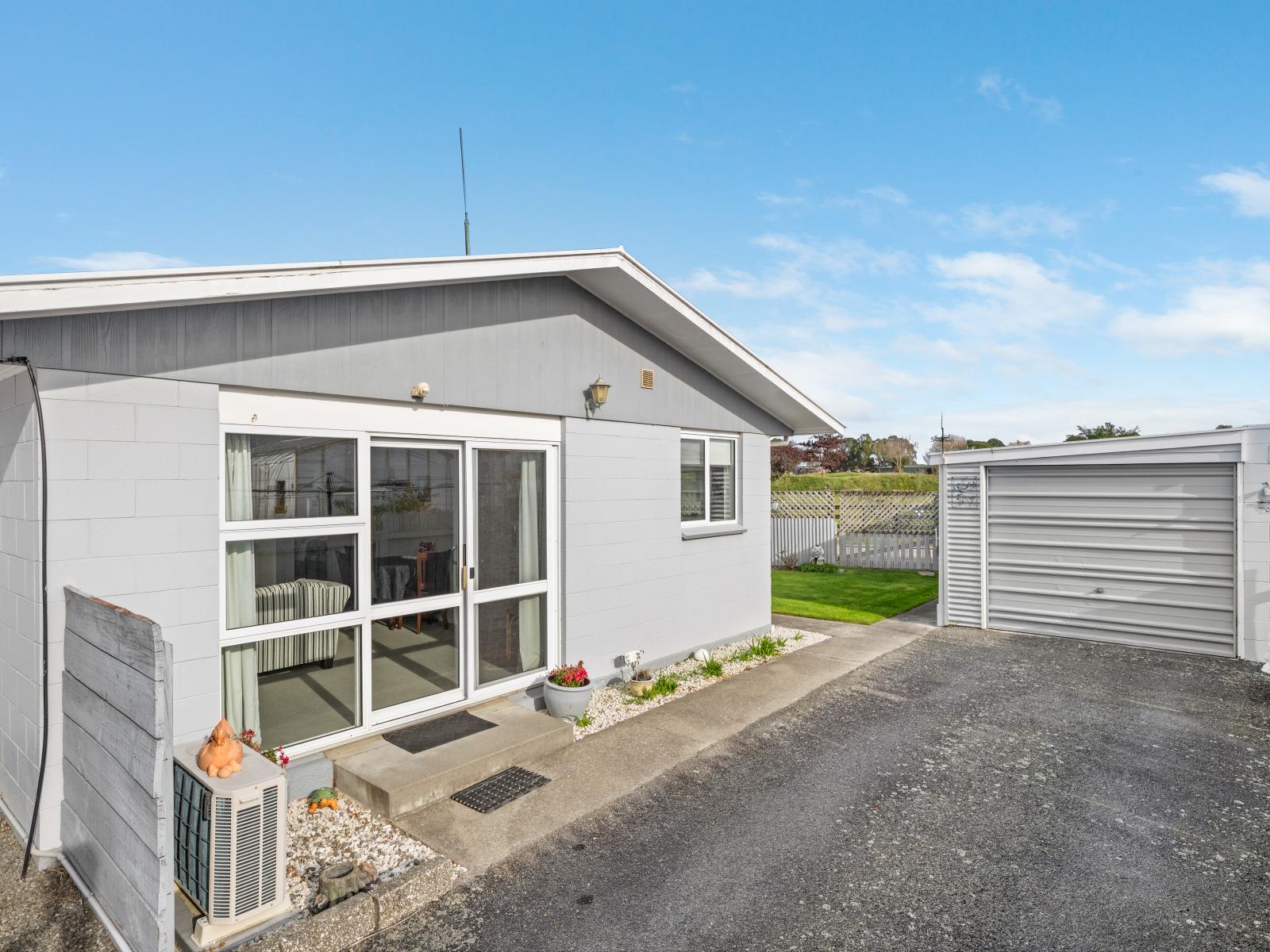 210D Maxwell Road, Redwoodtown