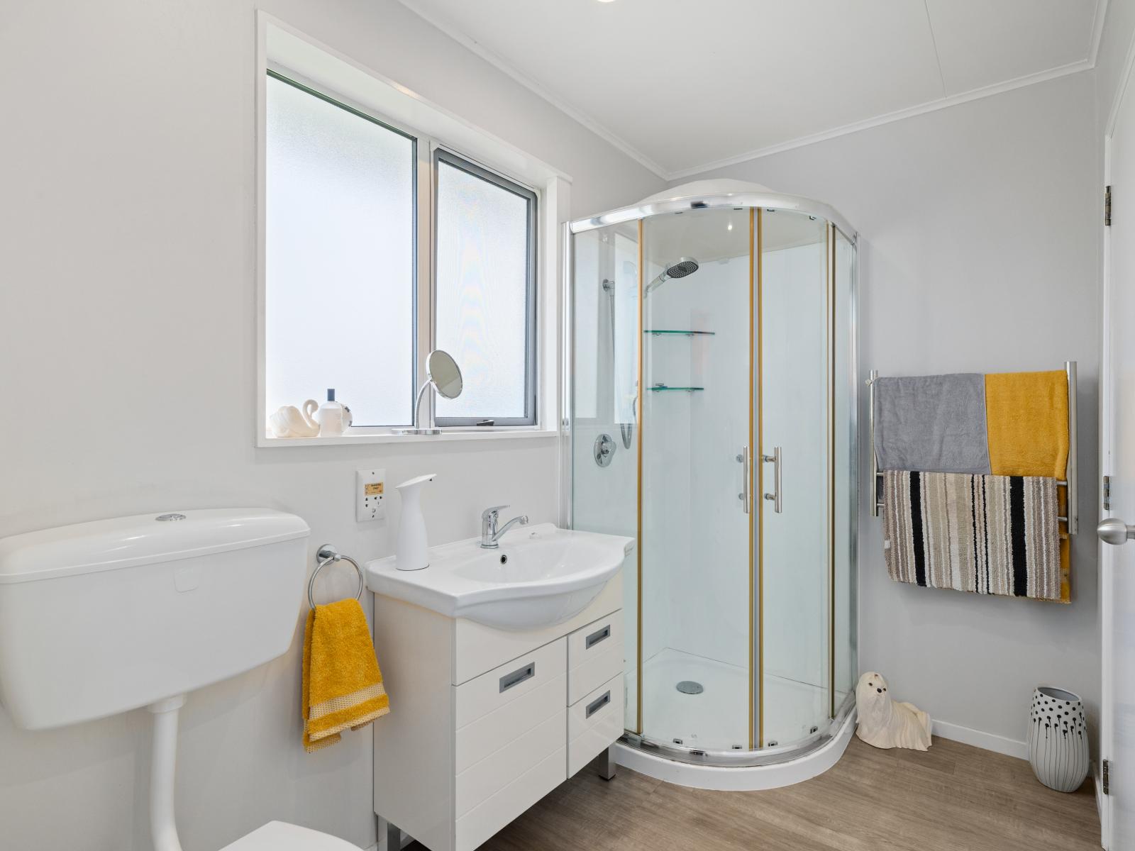 210D Maxwell Road, Redwoodtown
