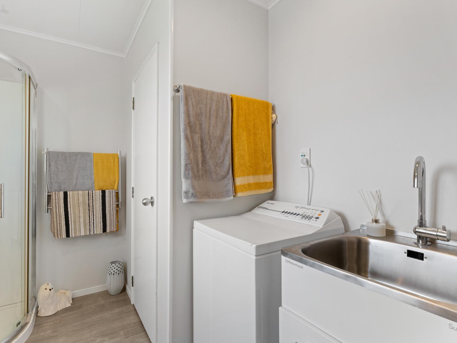 210D Maxwell Road, Redwoodtown
