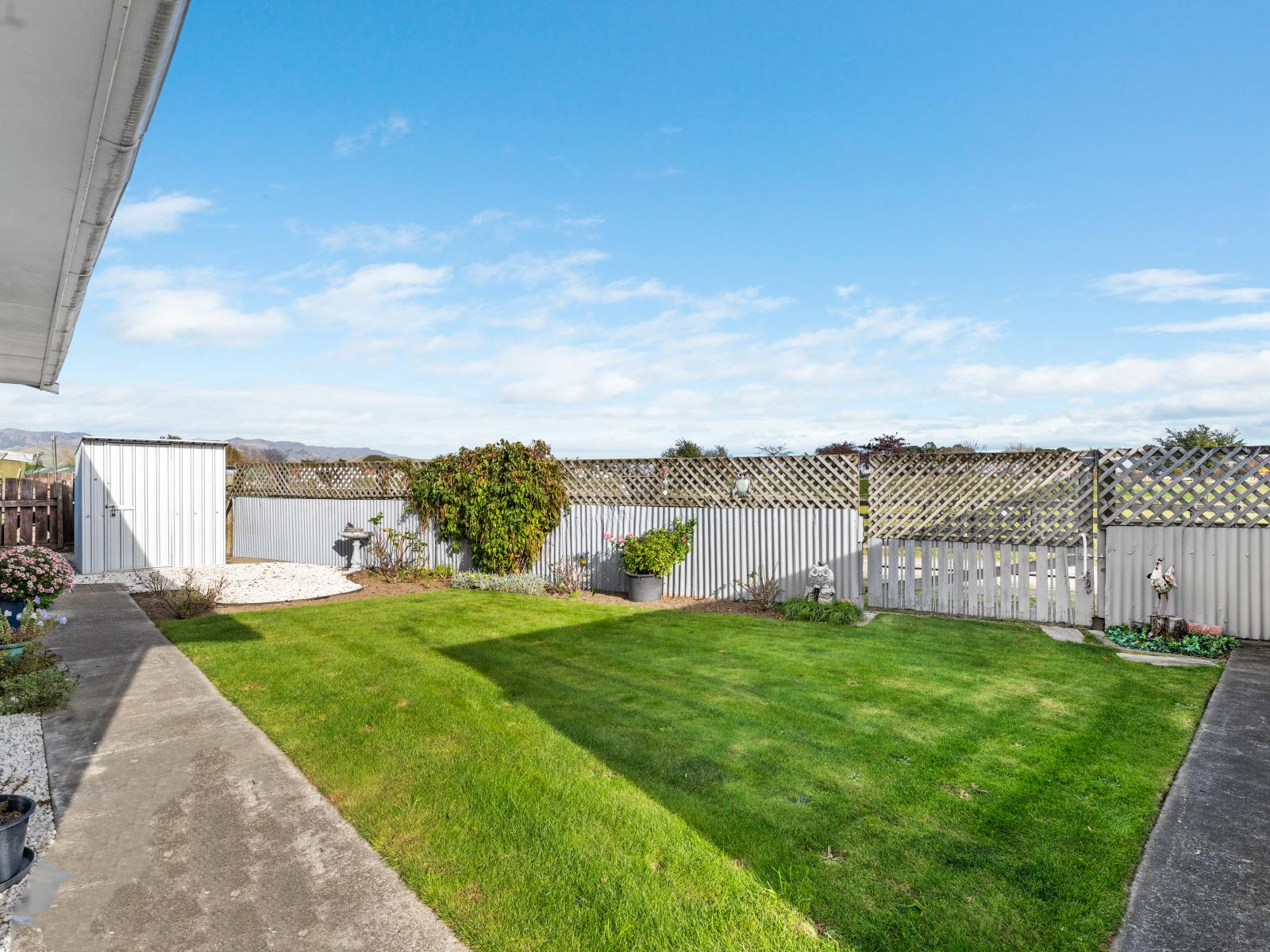 210D Maxwell Road, Redwoodtown