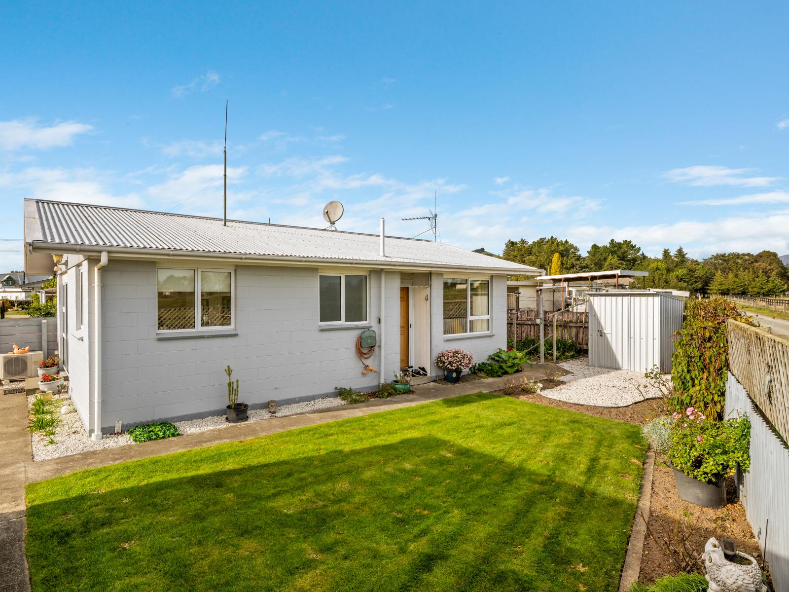 210D Maxwell Road, Redwoodtown