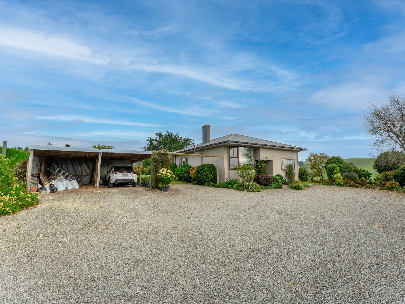 574 Rosewill Valley Road, Levels Valley