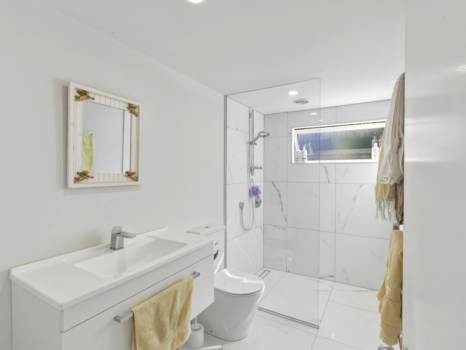 6 Aiken Road, St Johns Hill