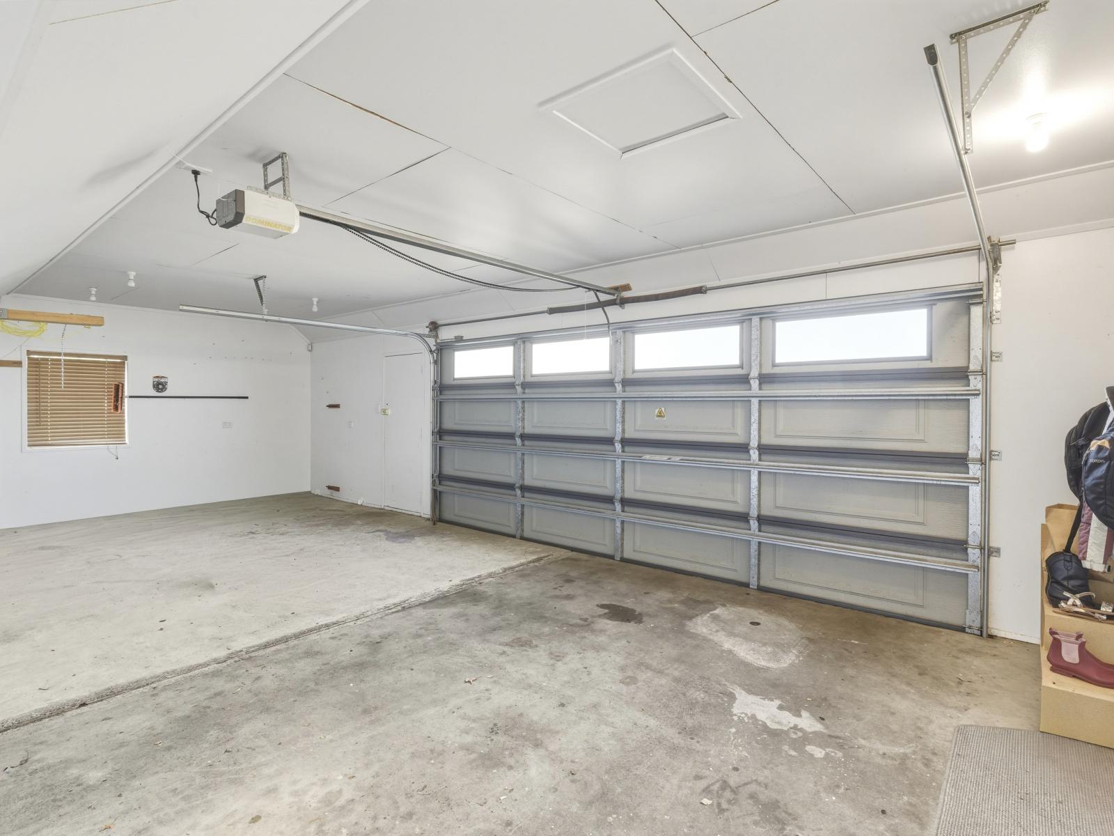 6 Aiken Road, St Johns Hill