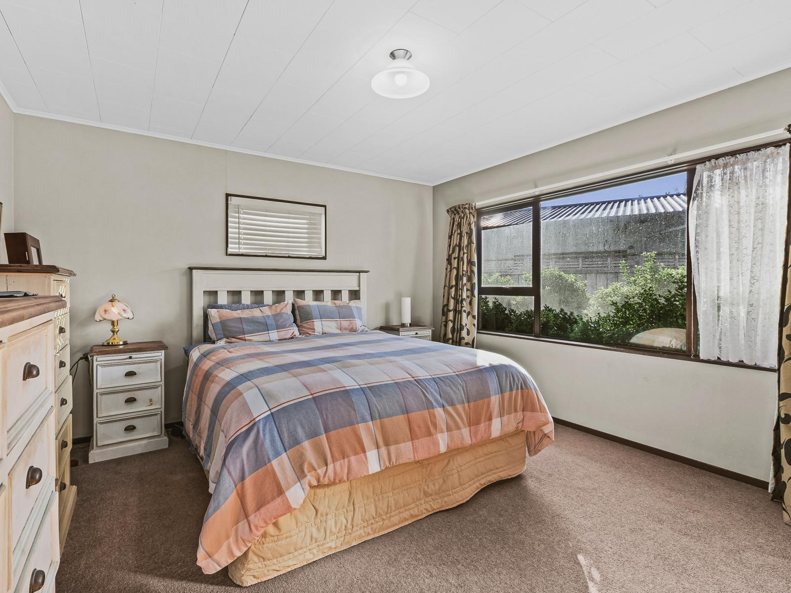 8A Clarence Cox Crescent, Pirimai