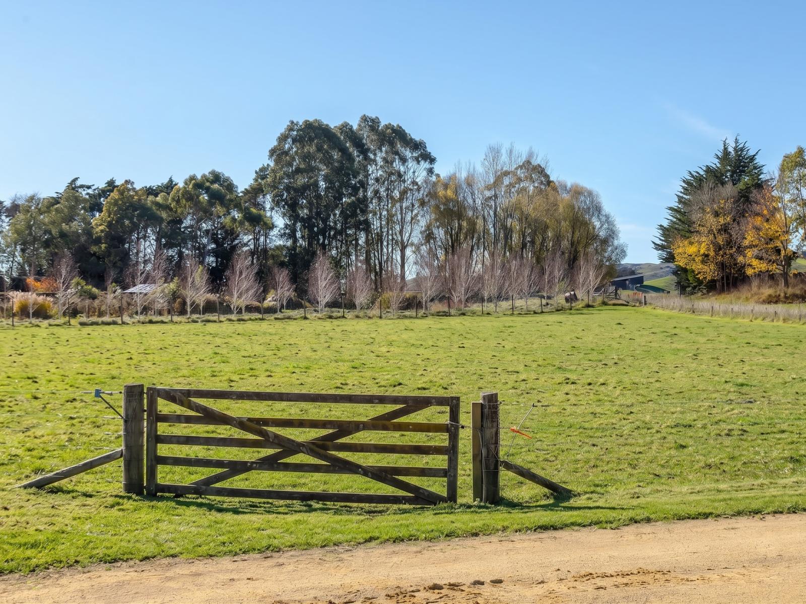 1017B Longbush Road, Gladstone