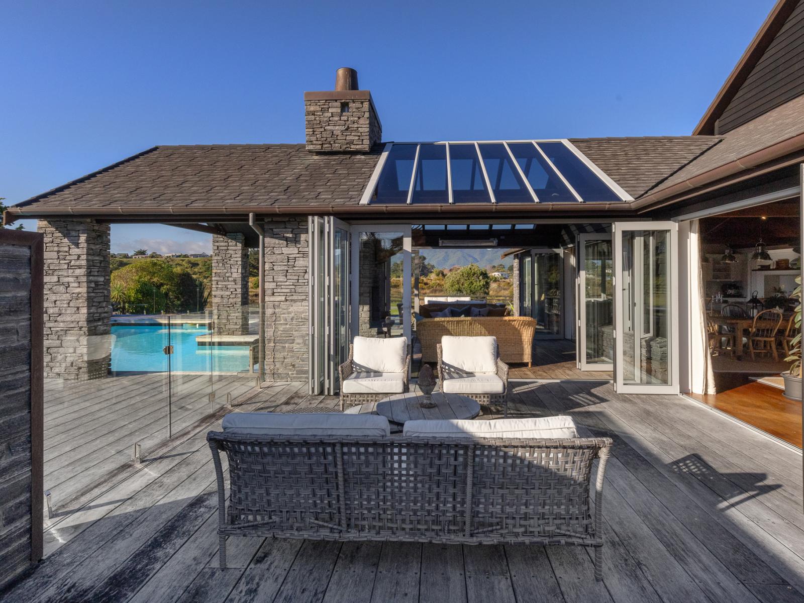 2 Otaihanga Road, Paraparaumu Beach