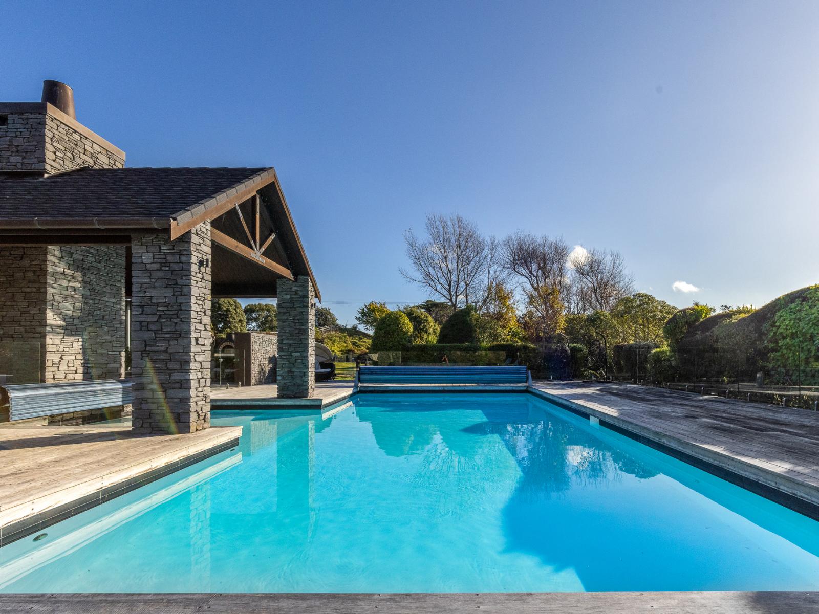 2 Otaihanga Road, Paraparaumu Beach