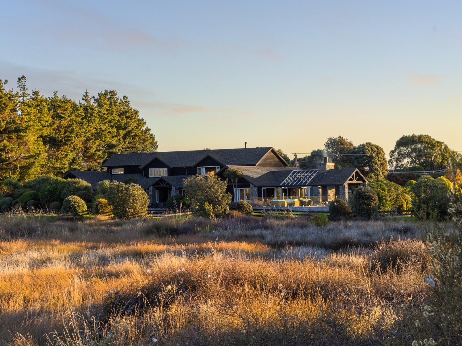2 Otaihanga Road, Paraparaumu Beach
