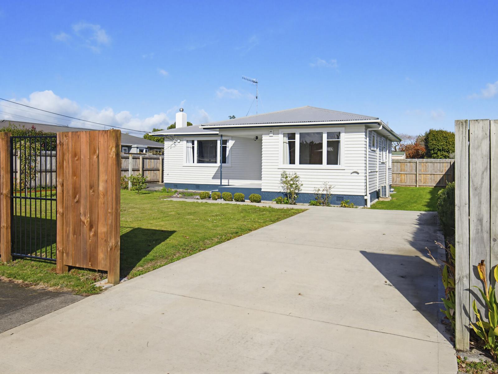 27 Elizabeth Street, Levin