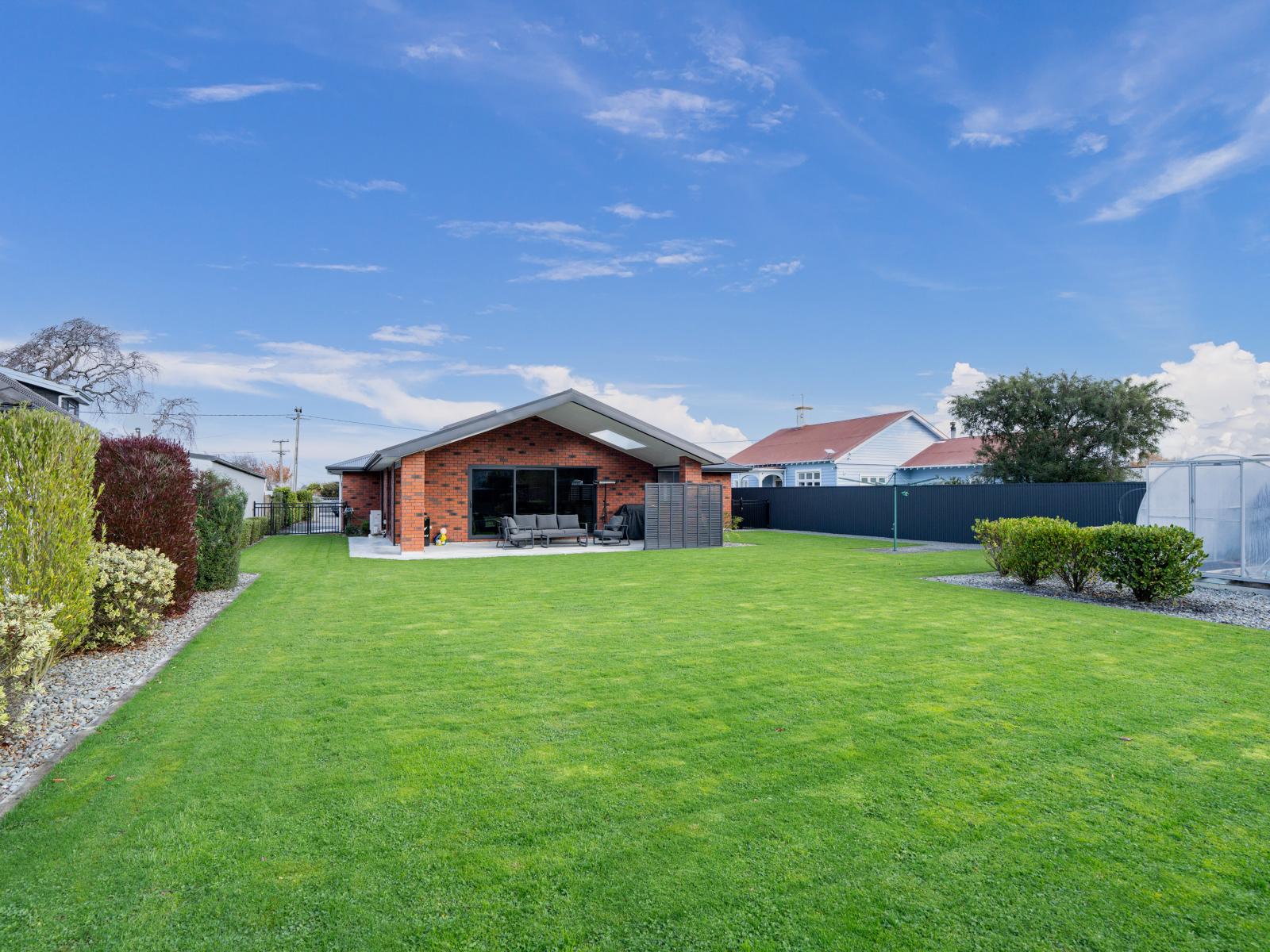 6 John Street, Winton