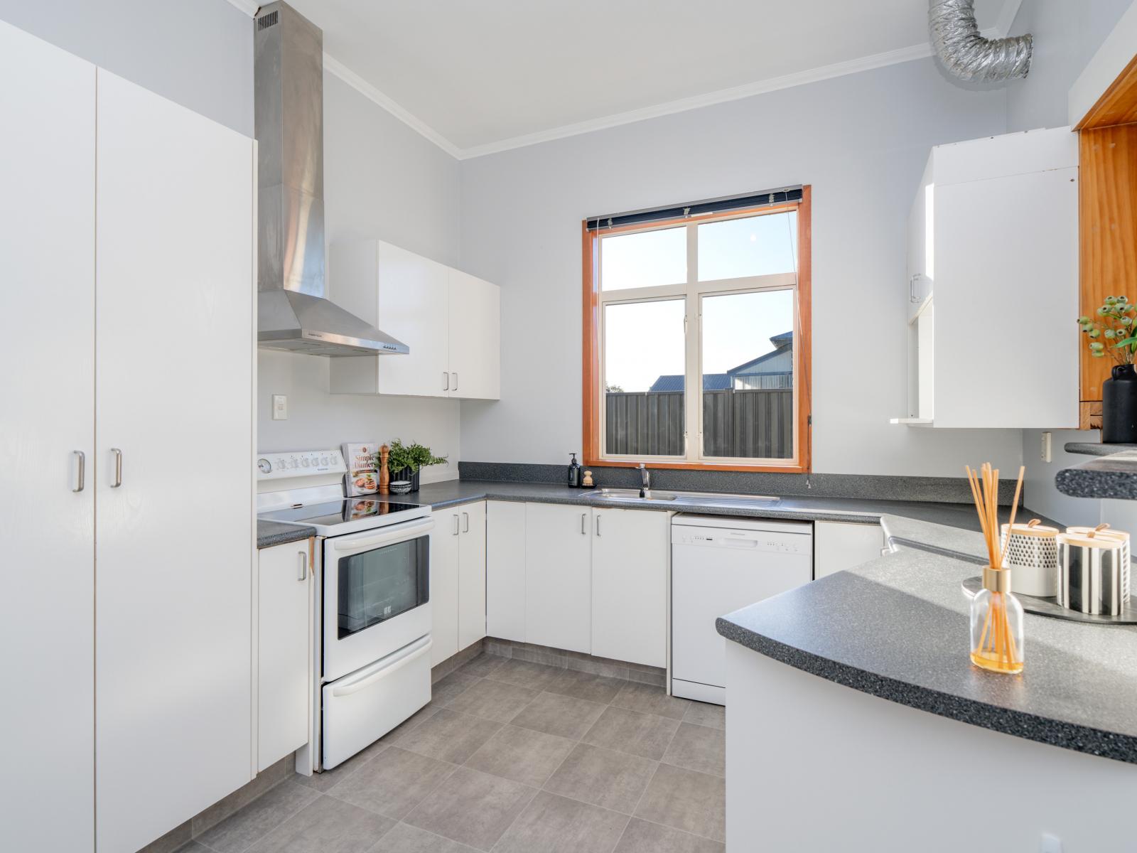 24 Park Street, Winton