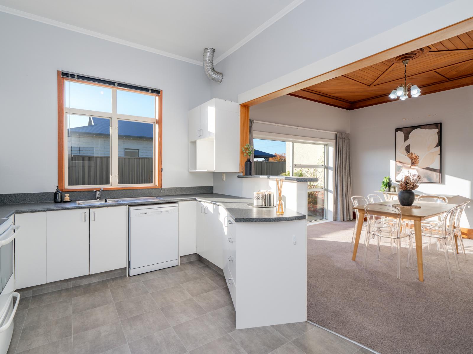 24 Park Street, Winton