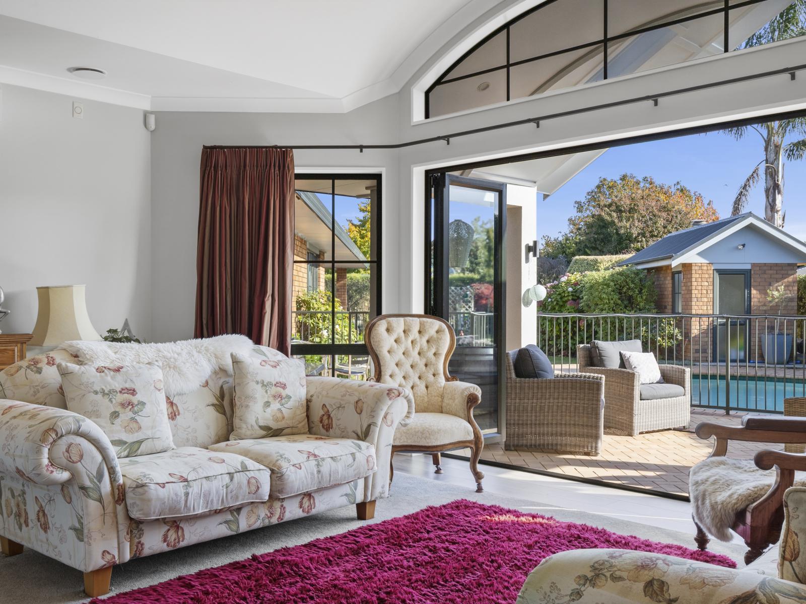 49B Cowley Drive, Leamington