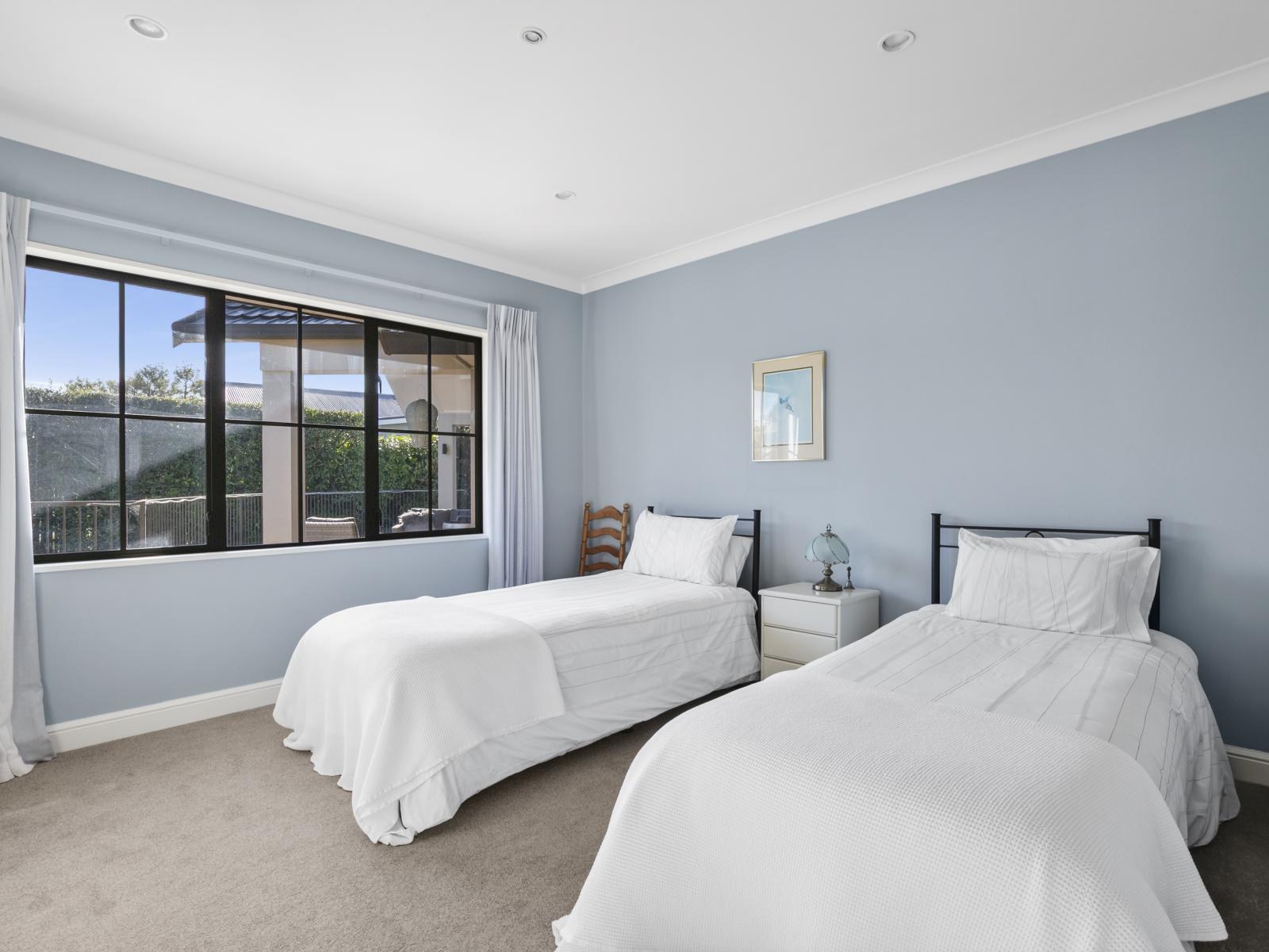 49B Cowley Drive, Leamington