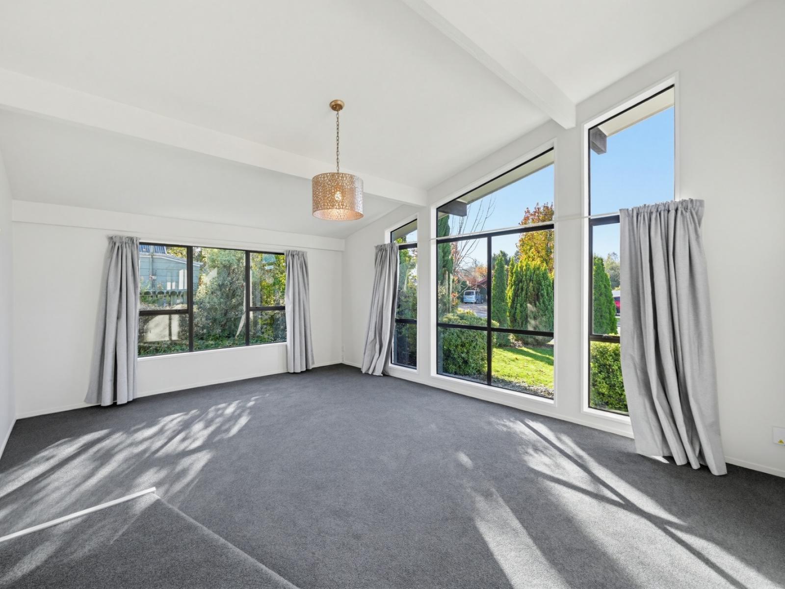 2 Holcroft Court, Rangiora