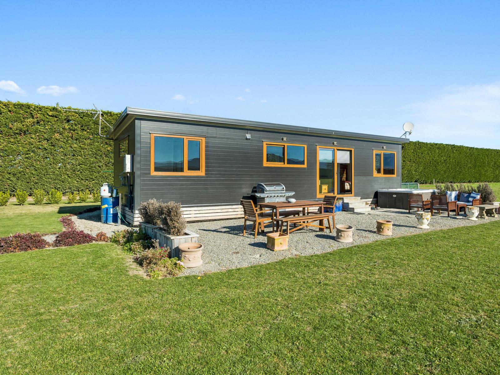 294 Burnt Hill Road, Oxford