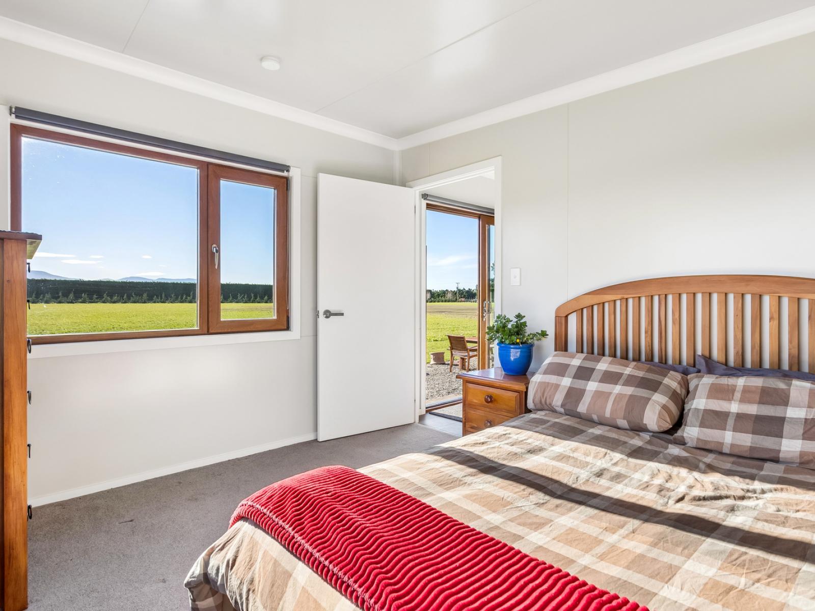 294 Burnt Hill Road, Oxford