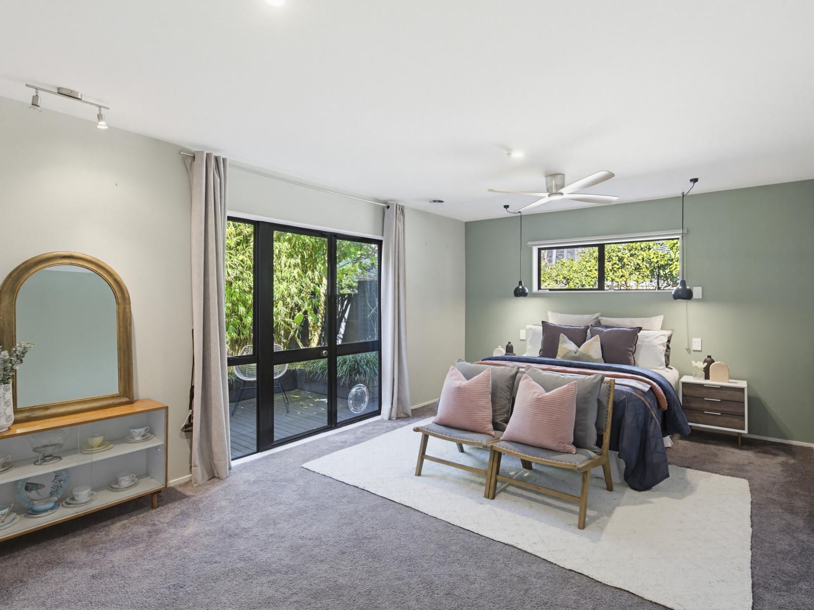 34 Hicks Crescent, Waikanae Beach