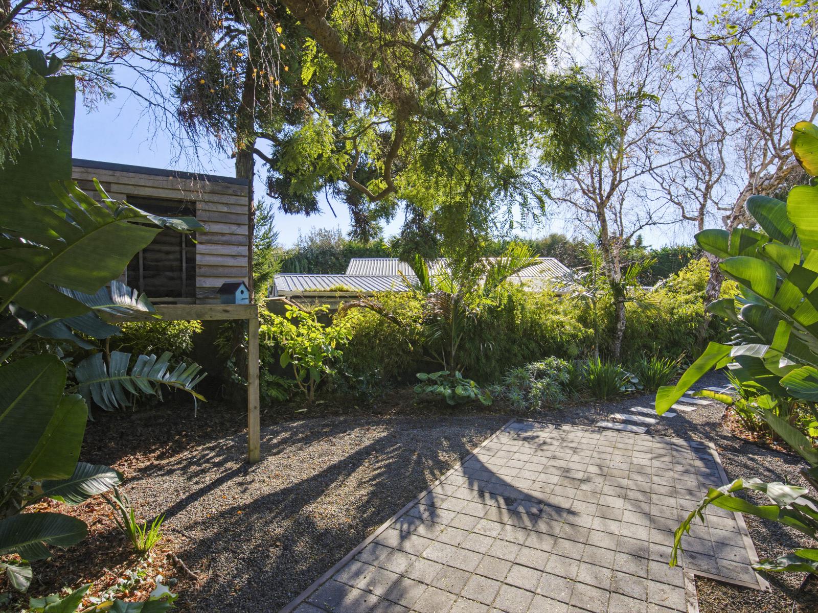 34 Hicks Crescent, Waikanae Beach