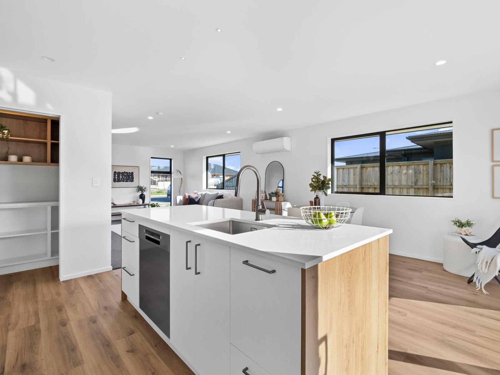 19 Orwell Way, Hampstead