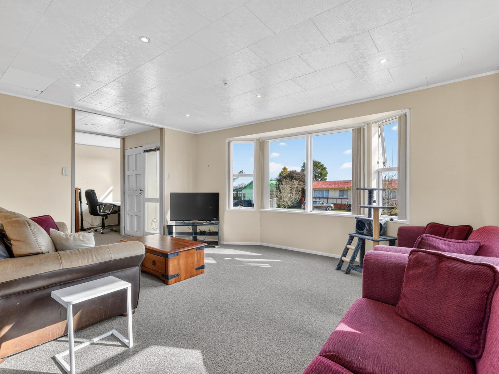 8 Wairoa Place, Tokoroa