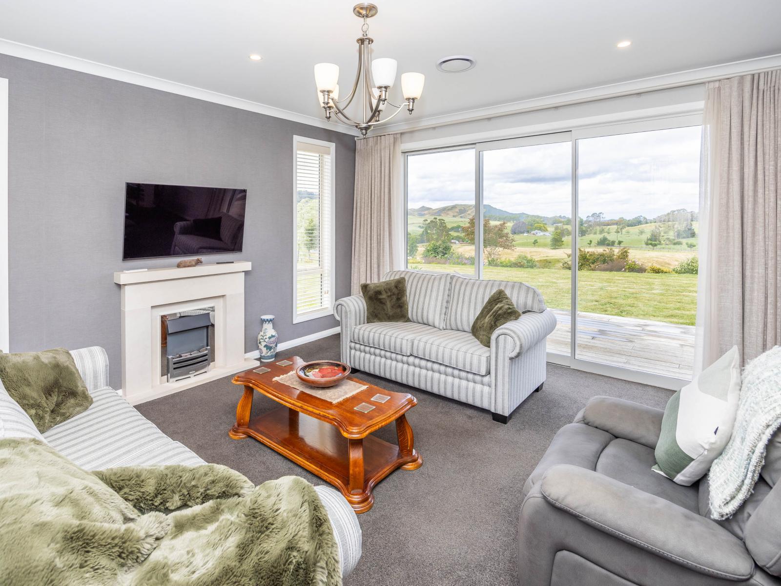 998 Limeworks Loop Road, Karamu