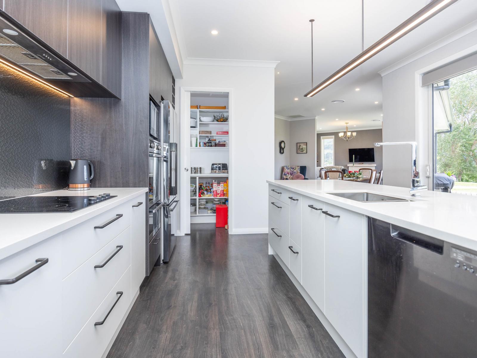 998 Limeworks Loop Road, Karamu