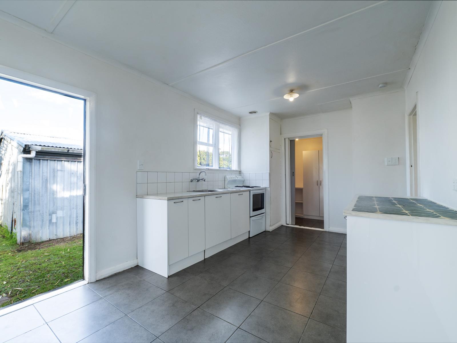 46 Massey Crescent, Marewa