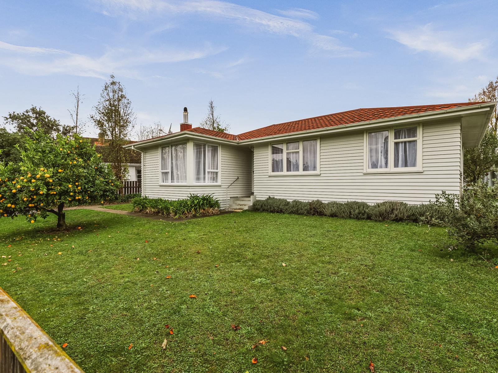49 Lipscombe Crescent, Havelock North