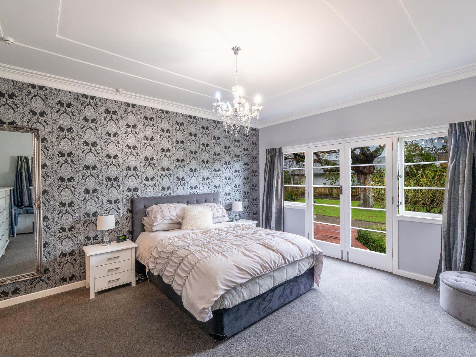 740 Queens Drive, Waikiwi