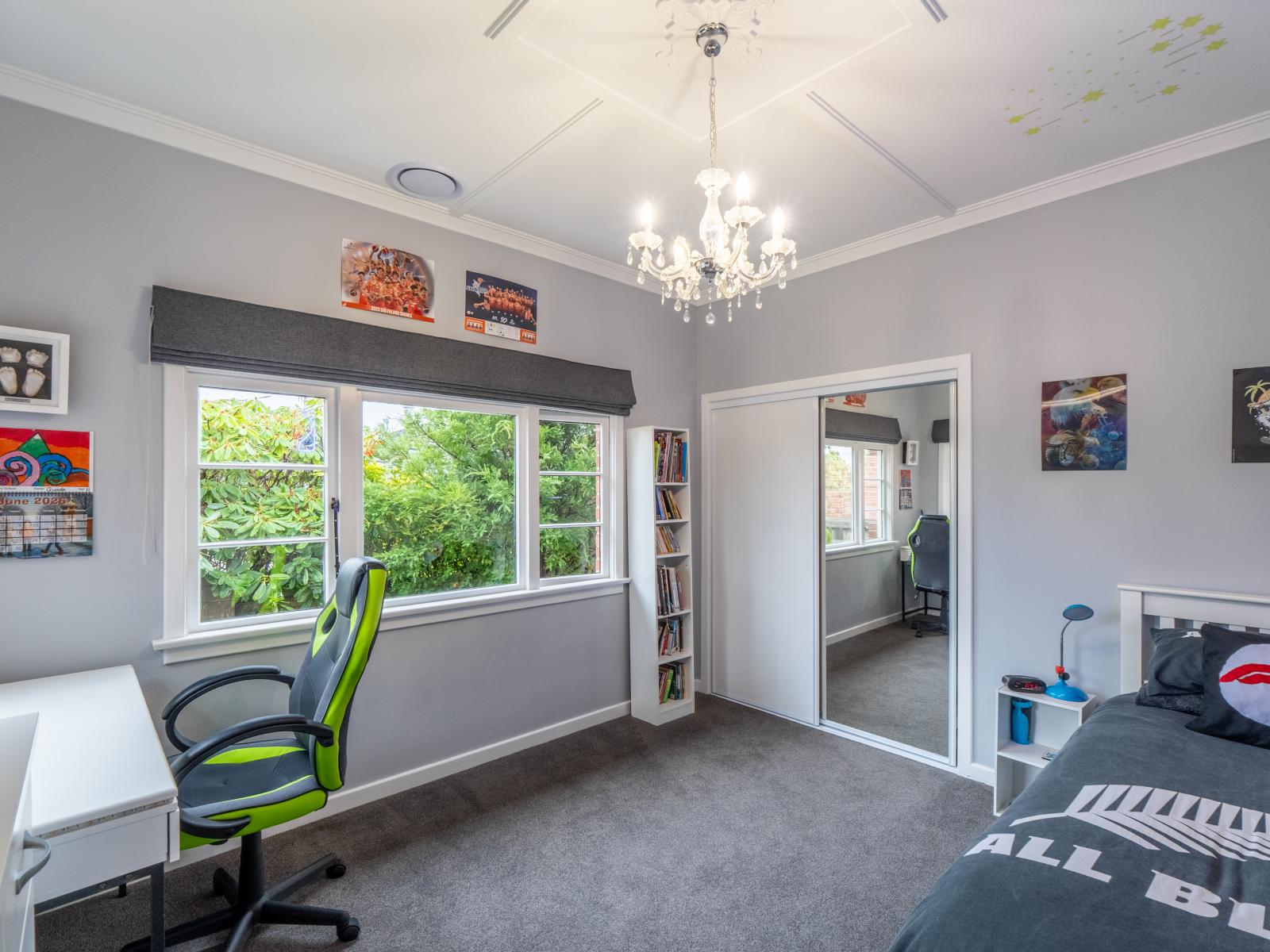 740 Queens Drive, Waikiwi
