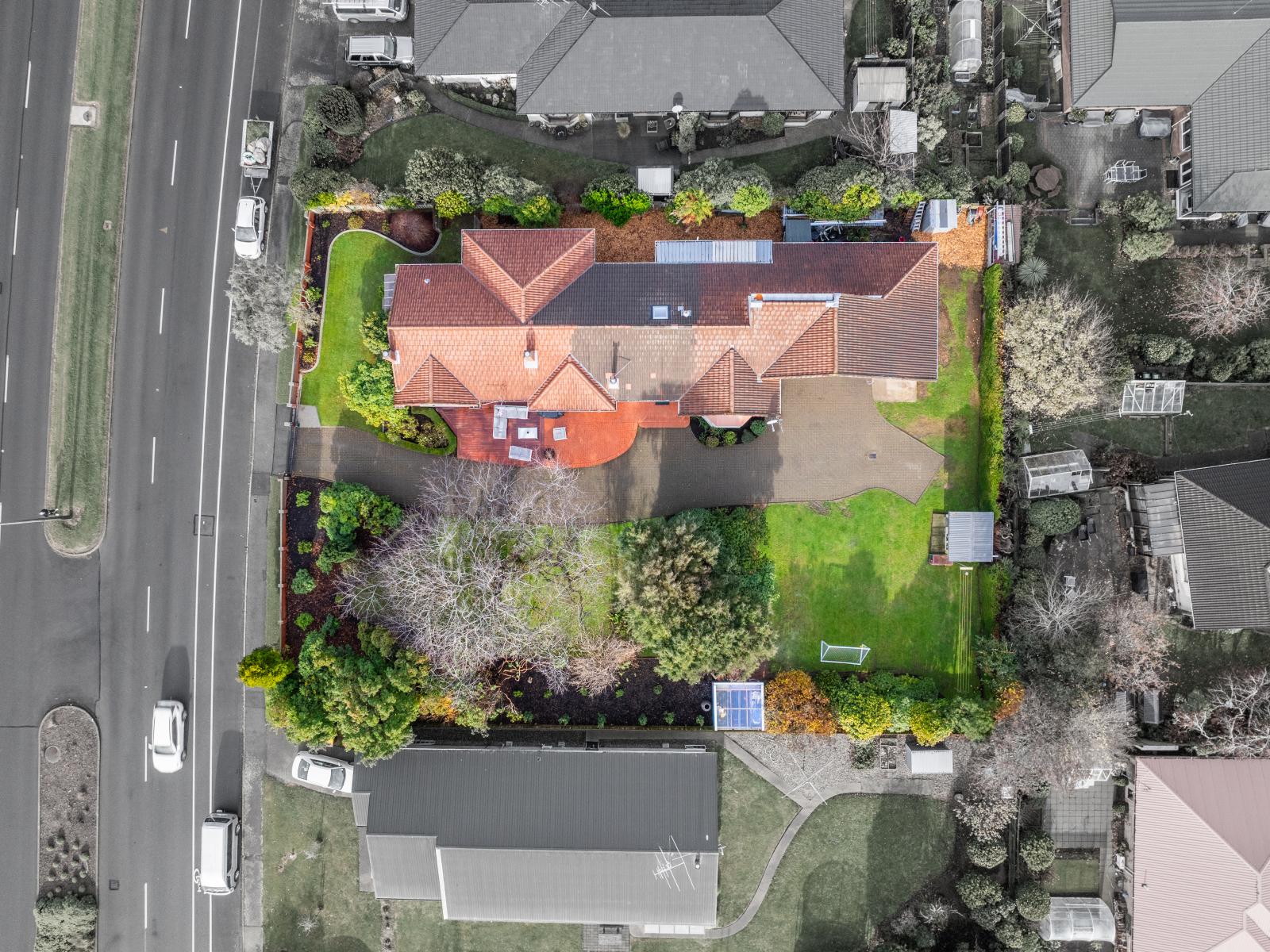 740 Queens Drive, Waikiwi