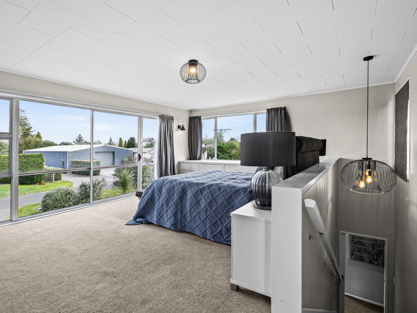 33 Pitt Street, Clive
