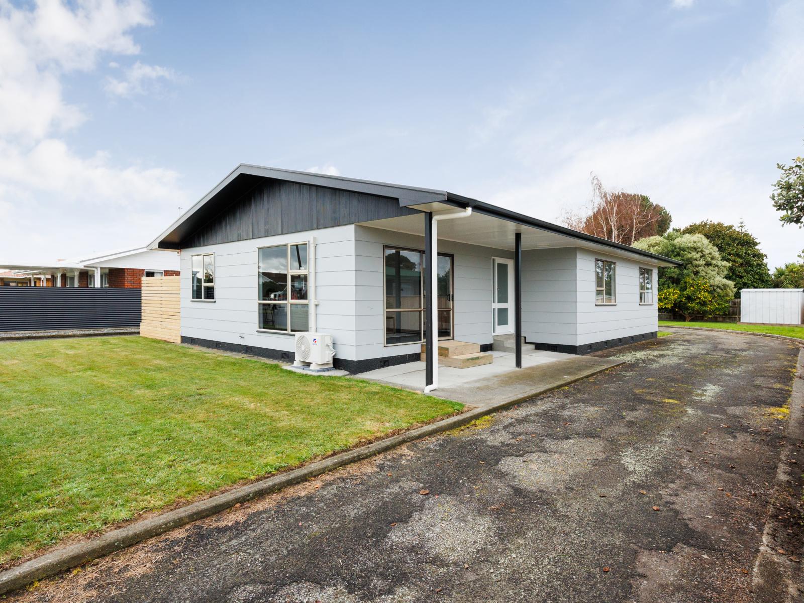 11 Fiona Crescent, Feilding