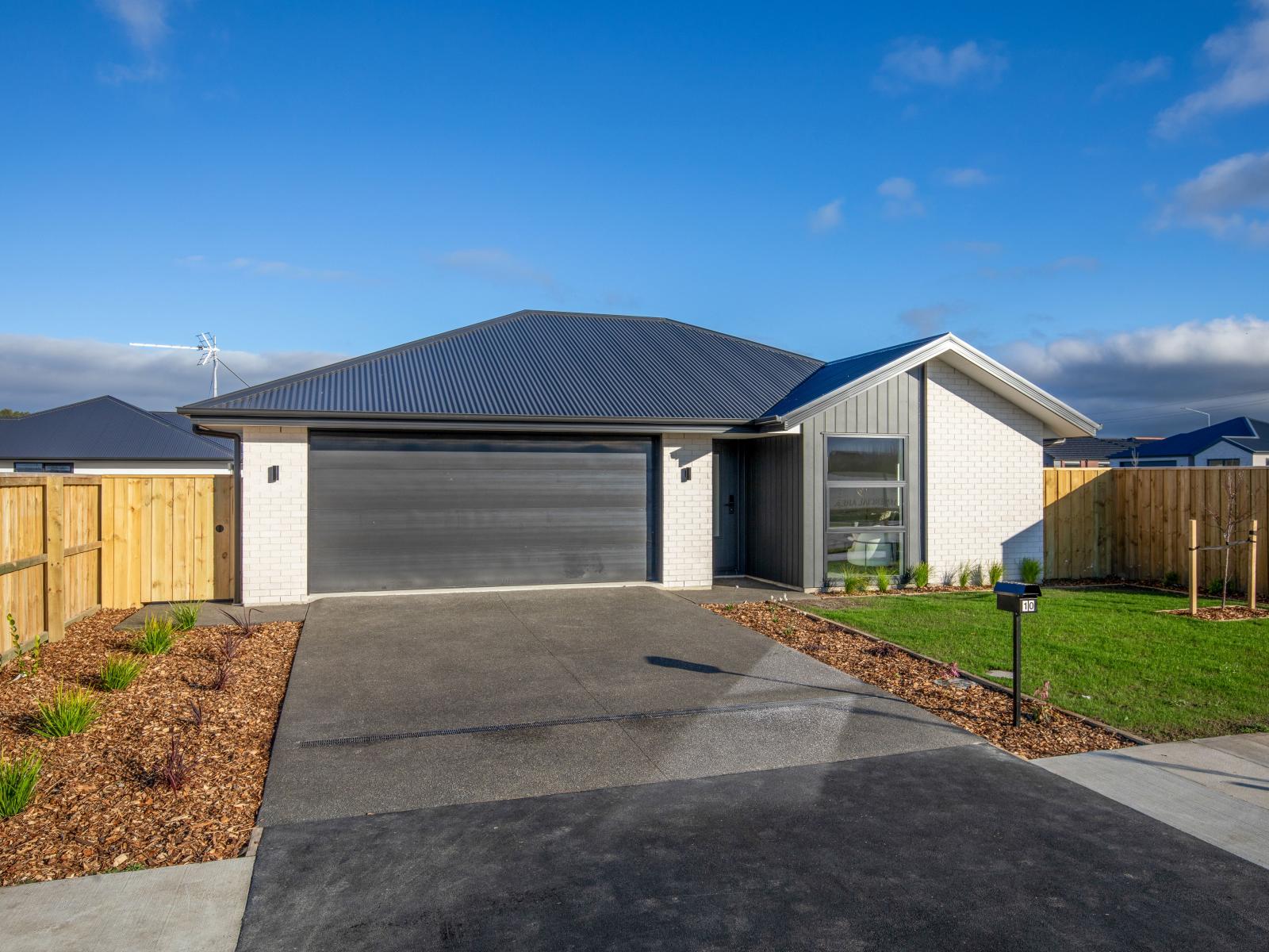 10 Chudleigh Drive, Lincoln