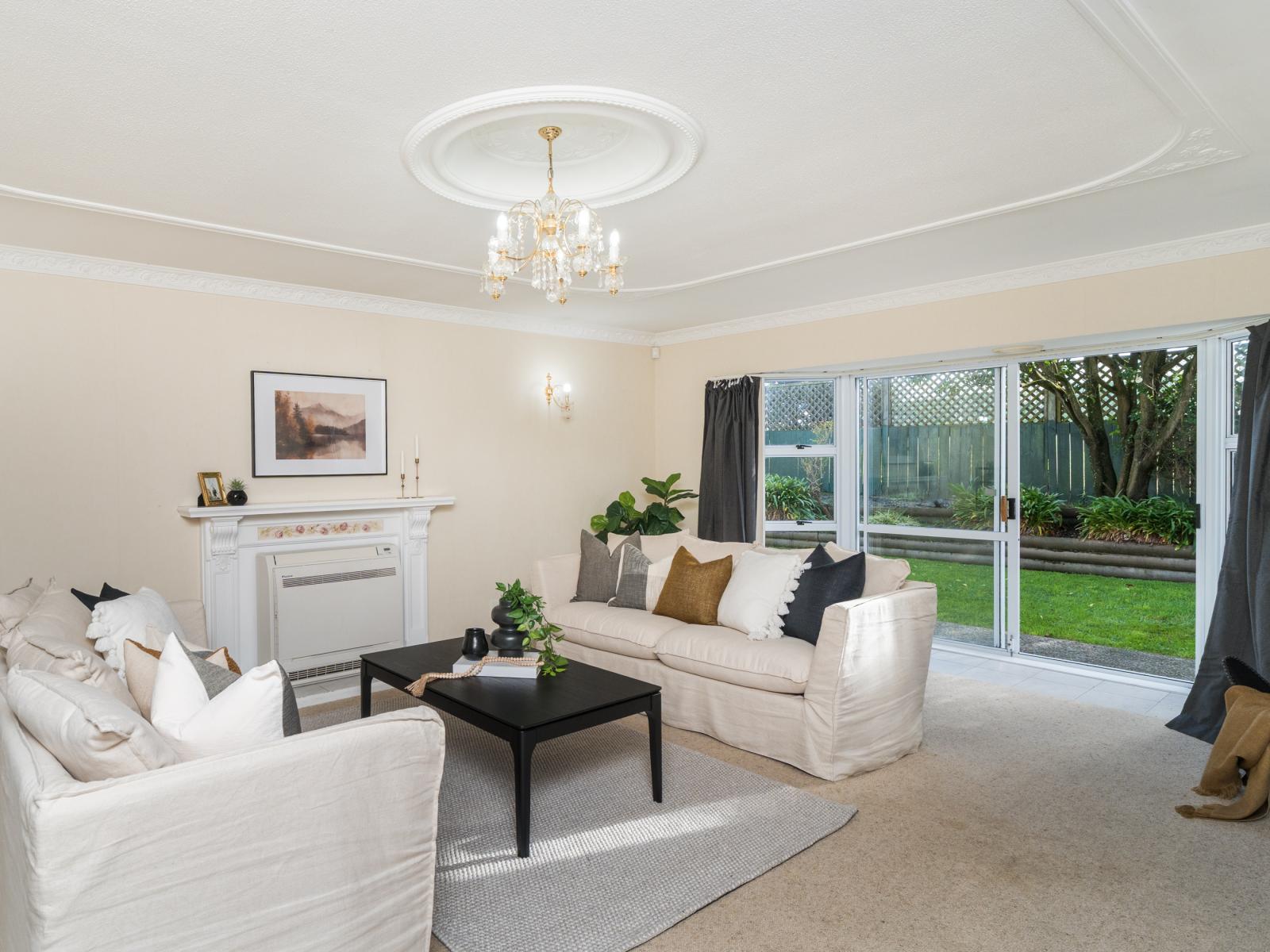 126 John F Kennedy Drive, Milson