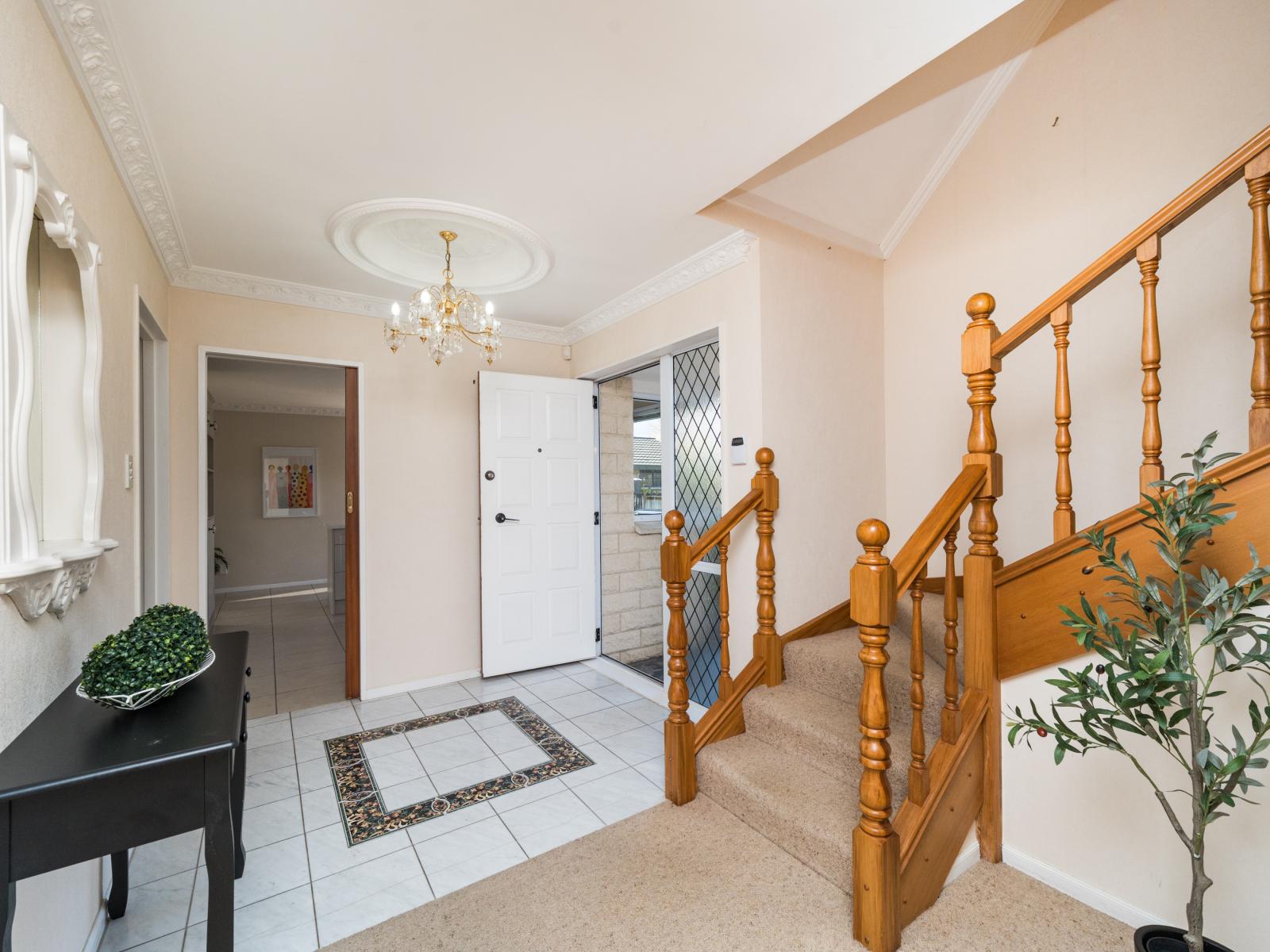 126 John F Kennedy Drive, Milson
