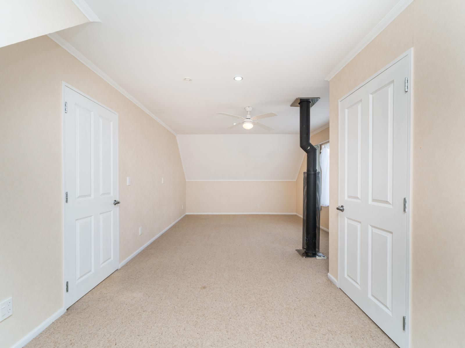 126 John F Kennedy Drive, Milson