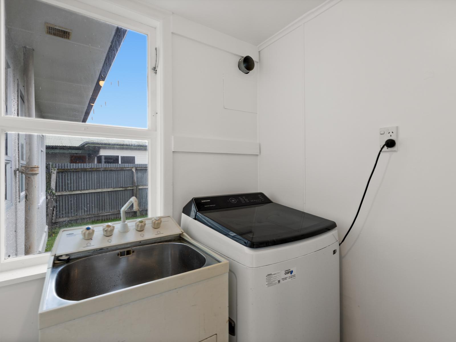 809 Maitland Crescent, Mayfair