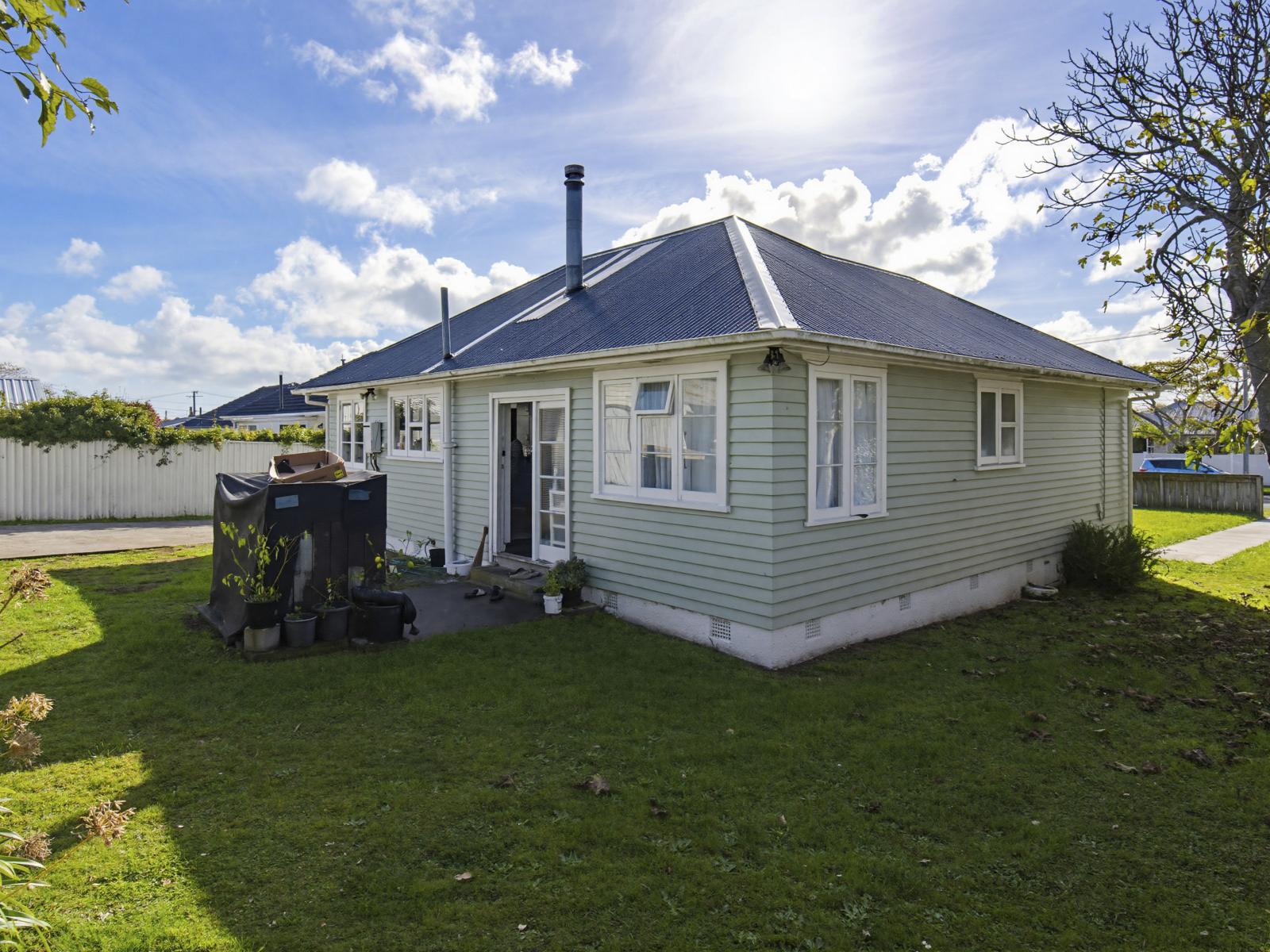 55 Trafalgar Street, Levin