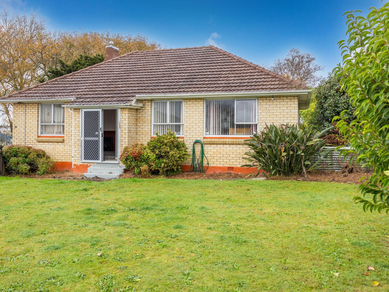 10 Chisholm Street, Huntly