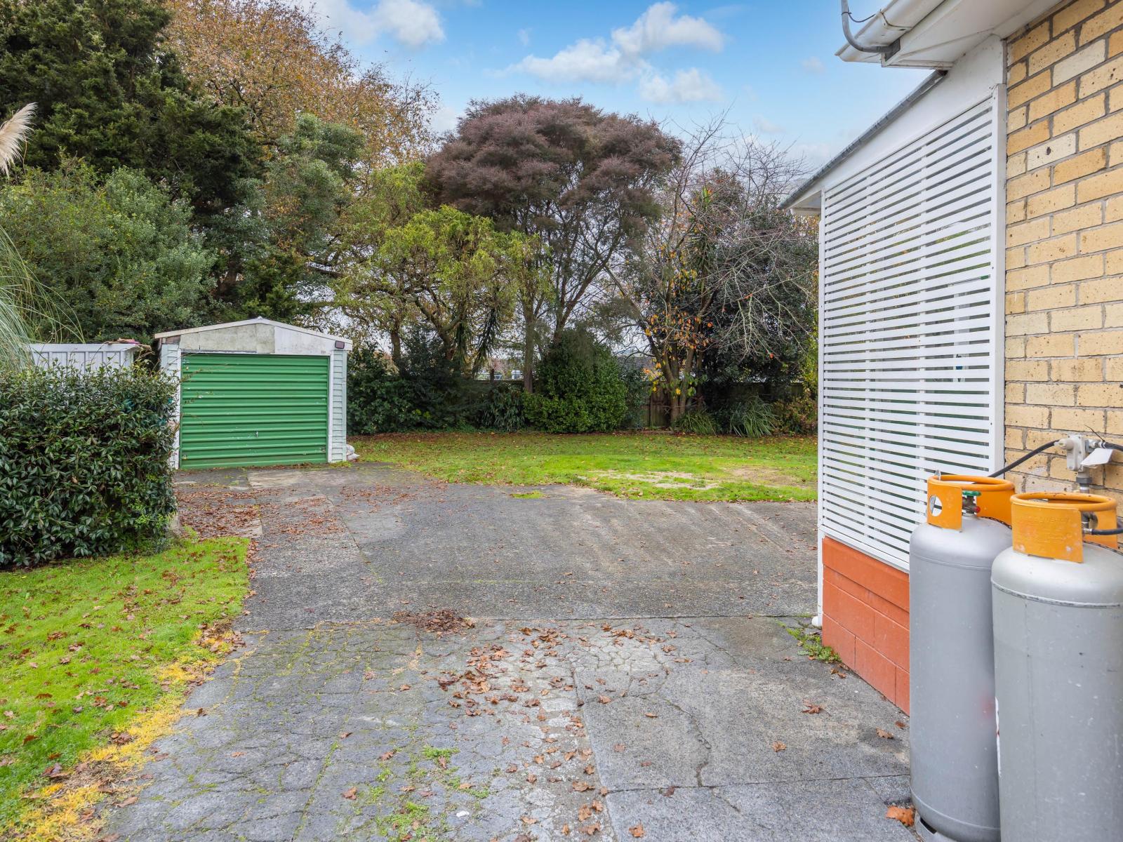 10 Chisholm Street, Huntly
