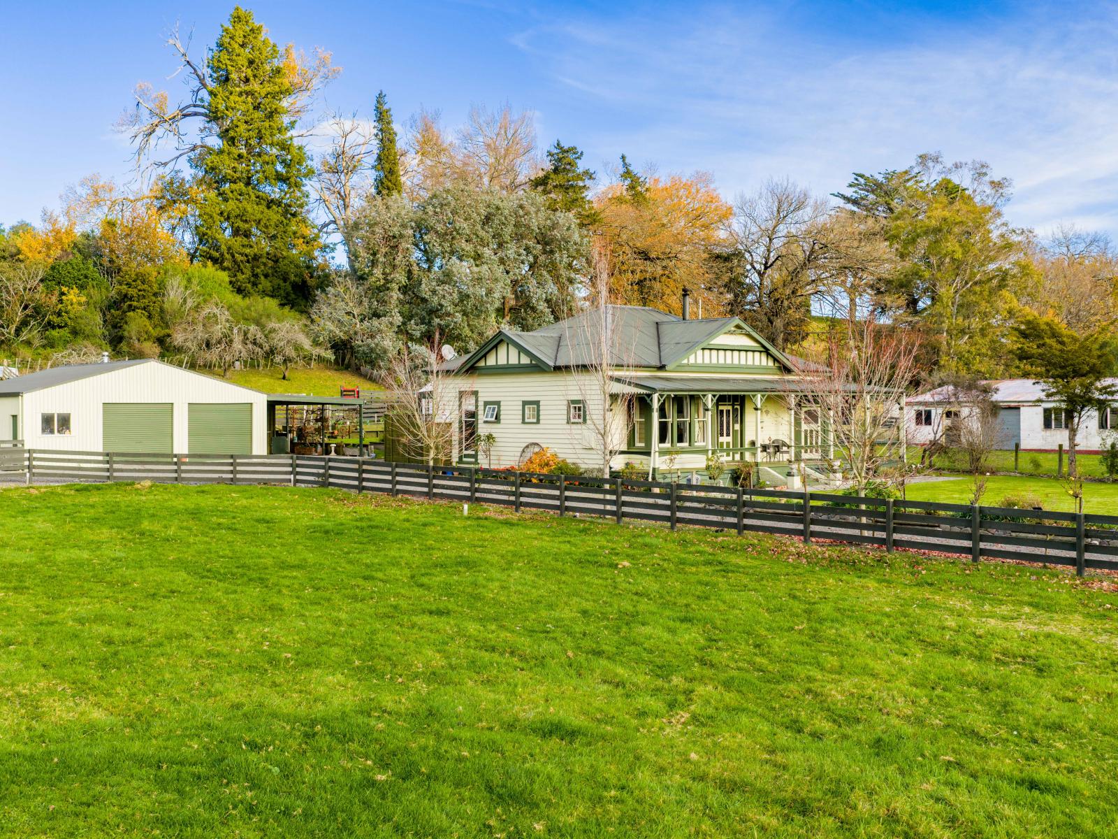 158 and 160 Mt Herbert Road, Waipukurau